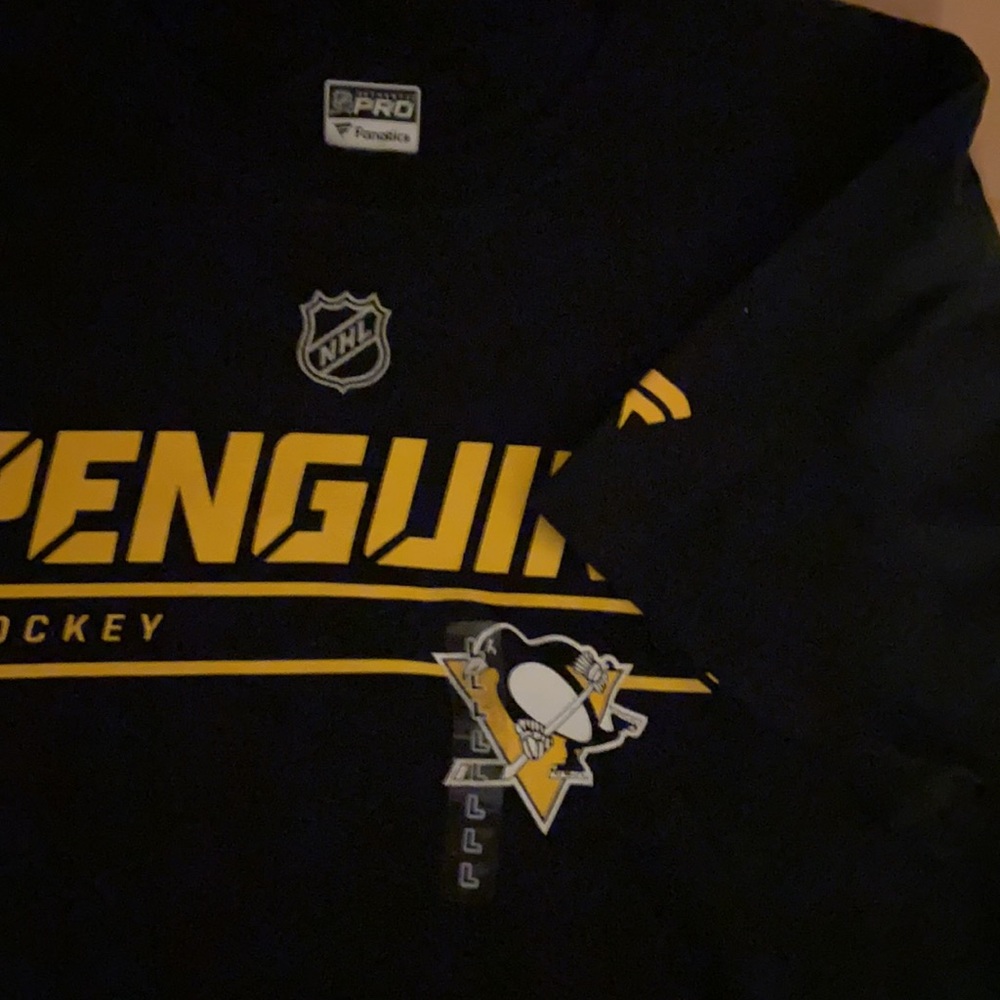 New Fanatics Pittsburg Penguins Mens Large Tee - Picture 4 of 4